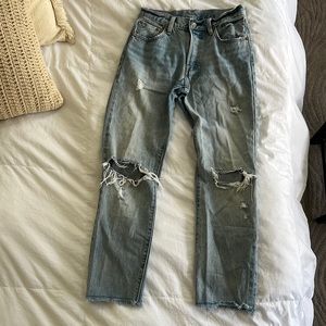 Levi’s Straight Leg Distressed Light Wash Raw Hem Jeans 24